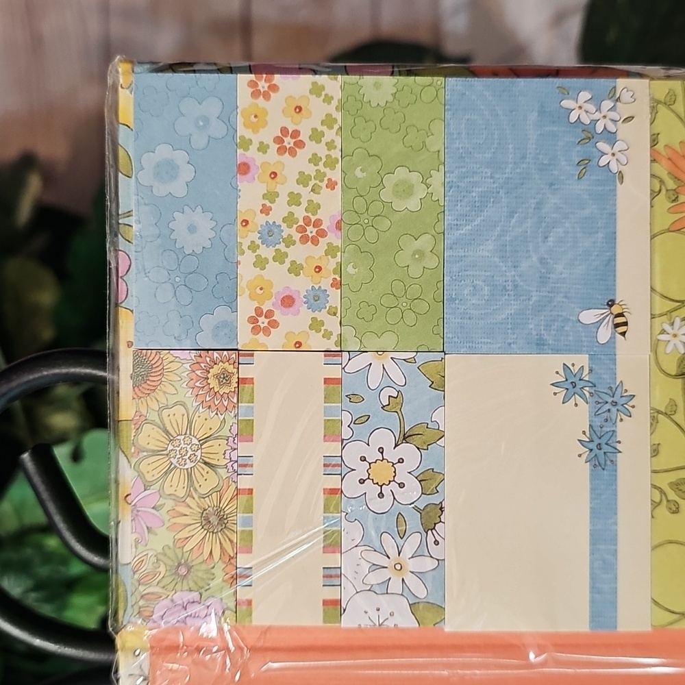 Debbie Mumm Floral Sticky Notes - Picture 4 of 12